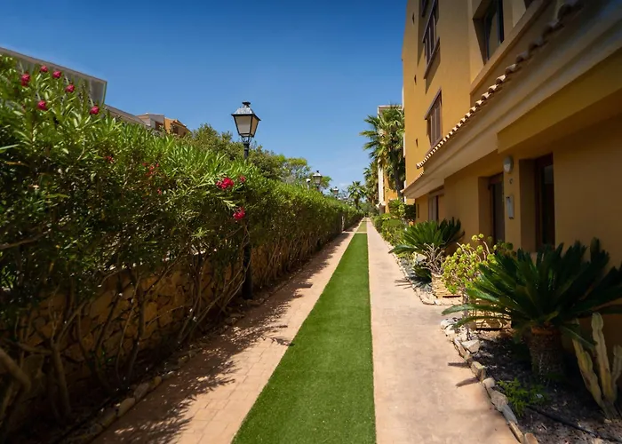 Punta Prima Seaview تورّيفيِخا